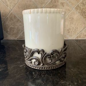 GG Collection utensil holder